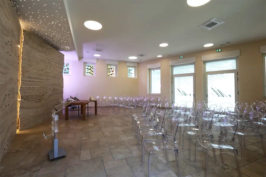 Mismirigo Onoranze Funebri Casa Funeraria “Le Origini Mismirigo” Sala del Commiato Busto Arsizio